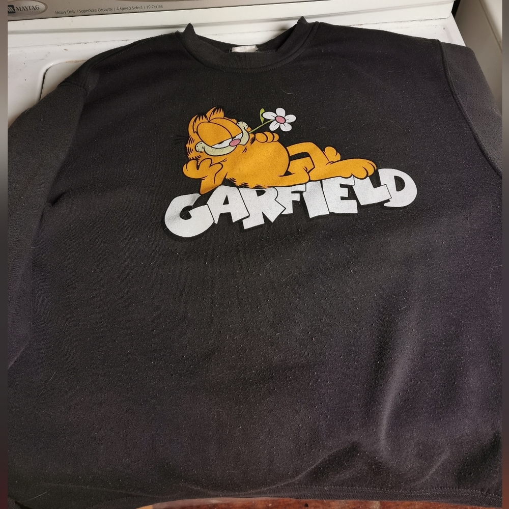 (3/$30) Garfield Sweater